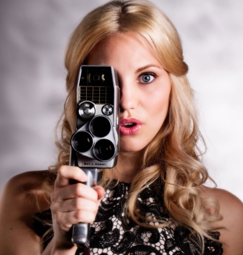 laura.camera